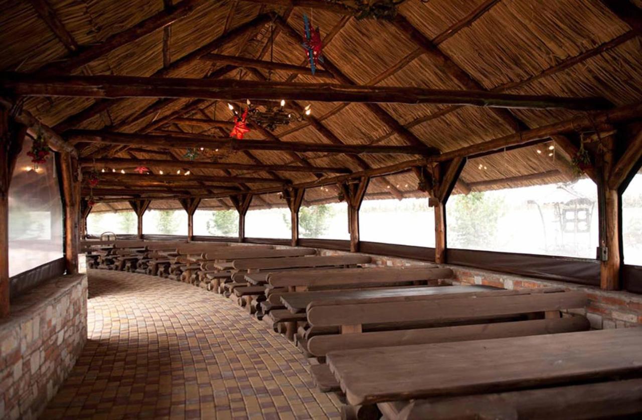 Hotel Maetok Country Club à Petrovo Extérieur photo